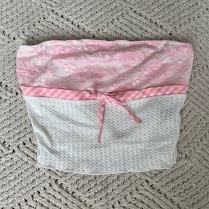 pink detailed tube top